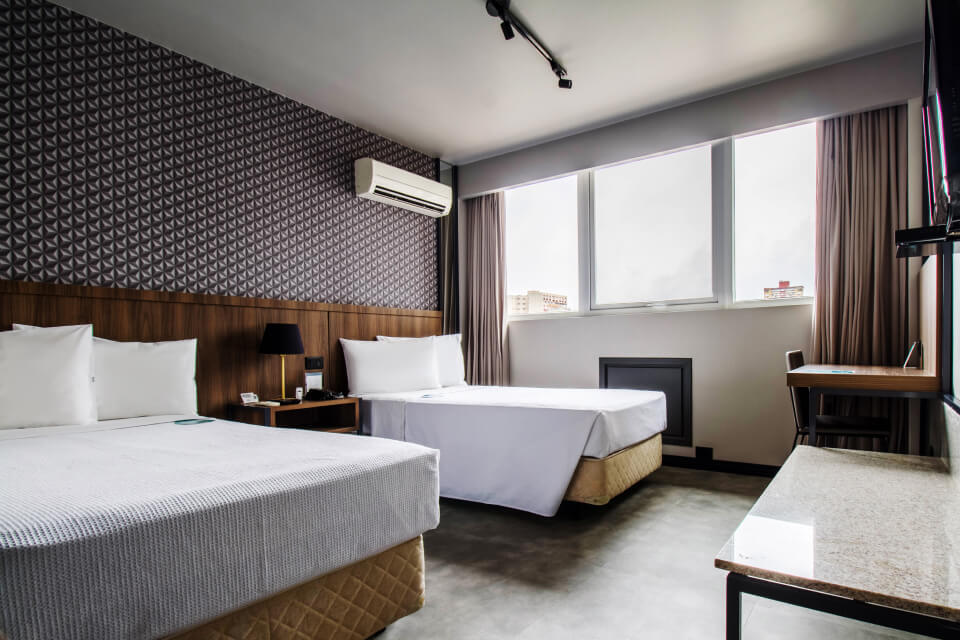 hotel_deville_maringa-quarto_standard_2cs_4.jpg