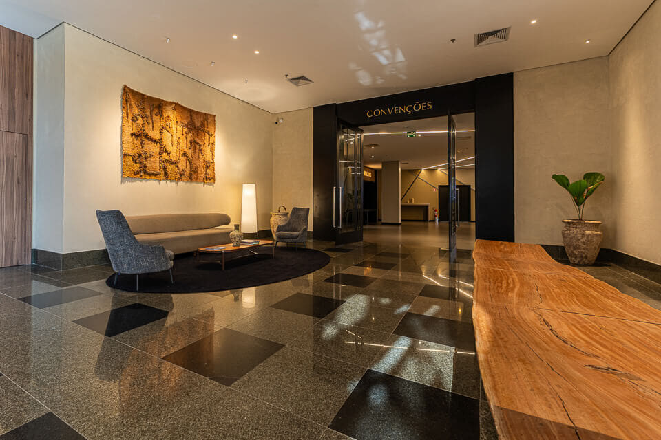 hotel_deville_porto-alegre-recepcao_2.jpg
