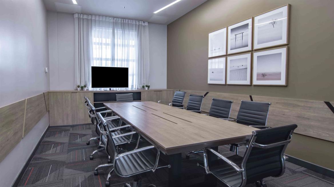 boardroom (3).jpg
