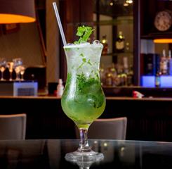 mojito millenium bar-min.jpg