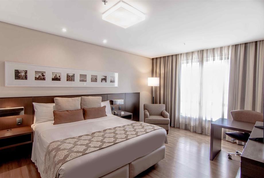 luxo superior 1 cama casal (3).jpg