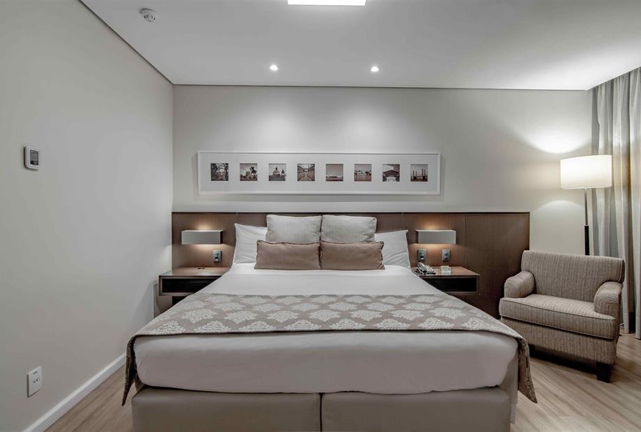 luxo superior 1 cama casal.jpg