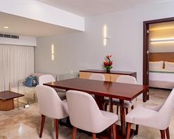 FAMILY SUITE OCEAN VIEW 8 PAX