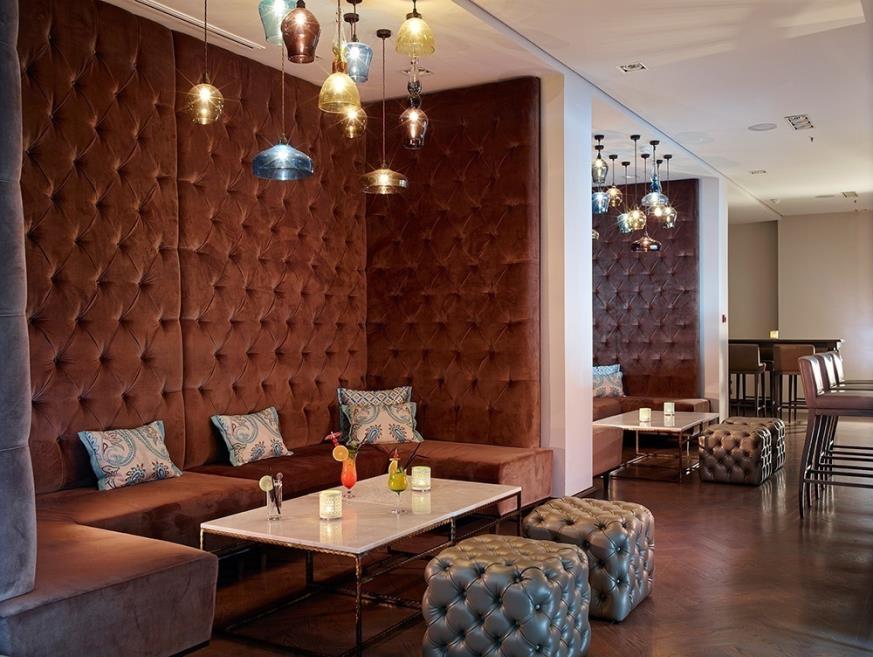 DFH-Duques-Bar-02.jpg