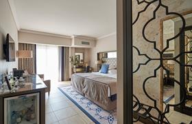 Interconnecting Premium Room of Dona Filipa Hotel