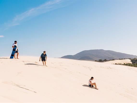 sand1.jpg