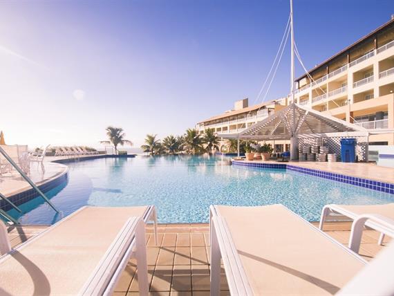 piscina1.jpg