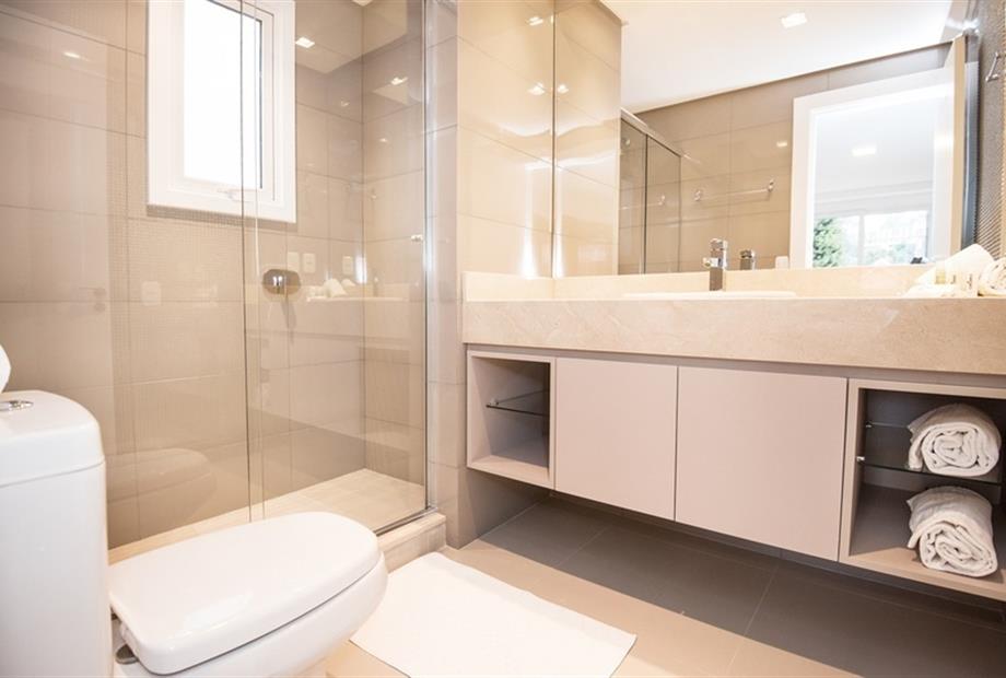 banheiro 1 suite familia.jpg