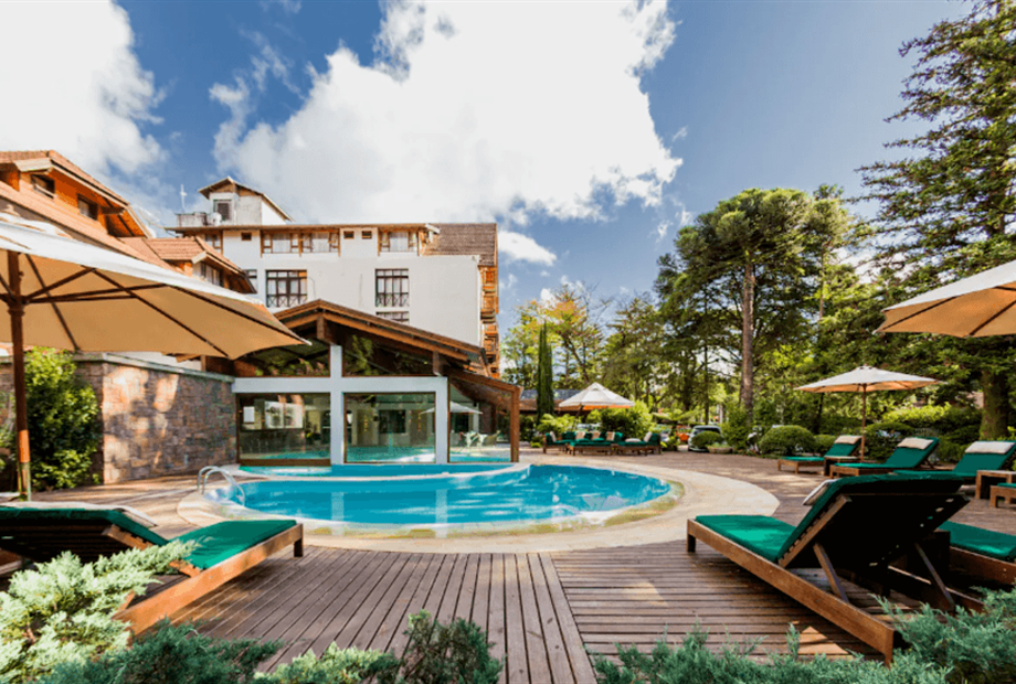 bavaria piscina omnibeee.png