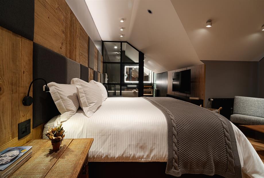 bavaria_suites_digital (34 of 58).jpg