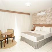 Quarto Luxo Cama de Casal com Varanda