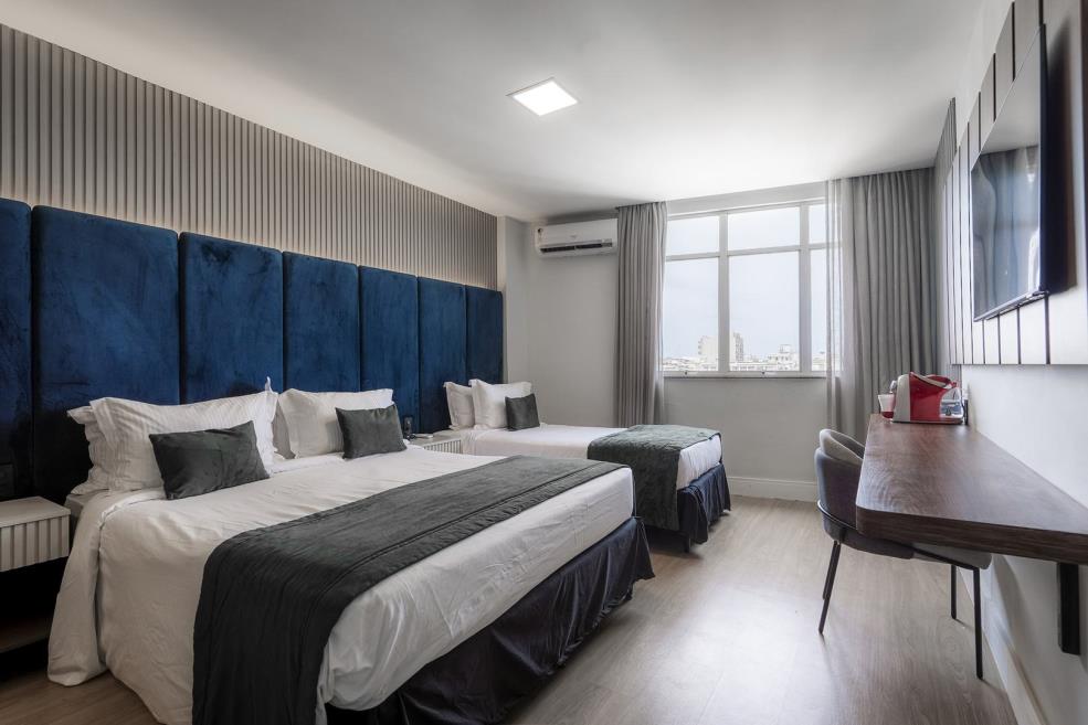 luxo triplo - casal - col 8 vista fundos.jpg