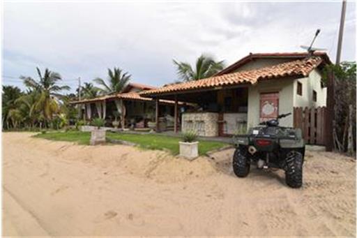 Fachada Vila Jurará