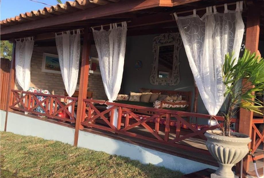 Fachada Vila Jurará