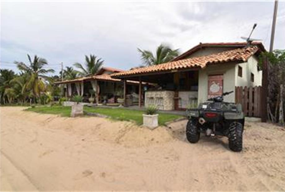 Fachada Vila Jurará