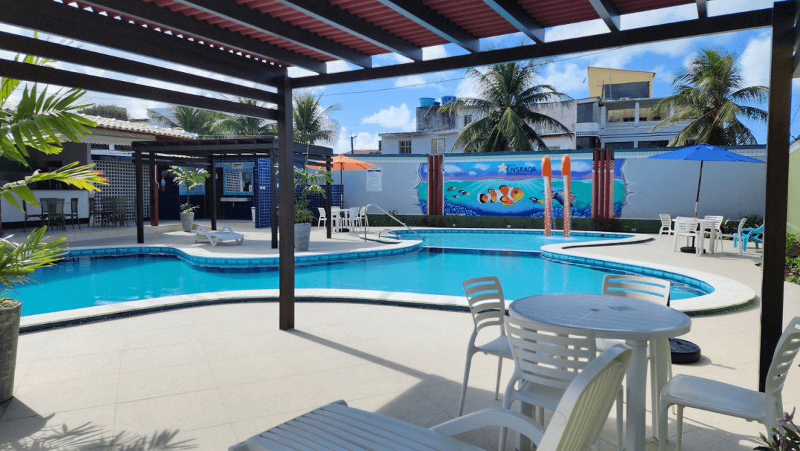 piscina bi - 02.jpg