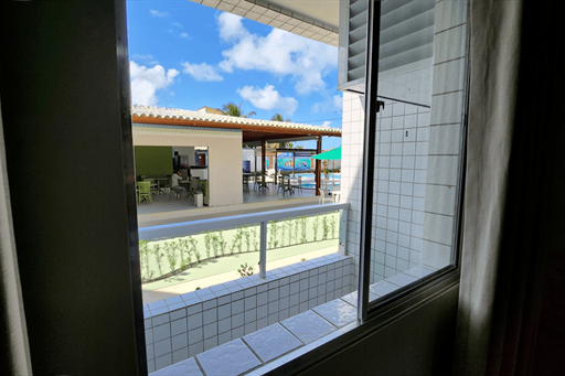 quarto duplo luxo - vista piscina.jpg