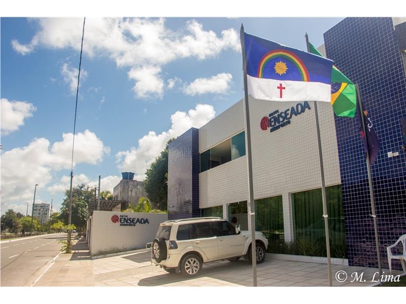 lateral-frente-hotel.jpg