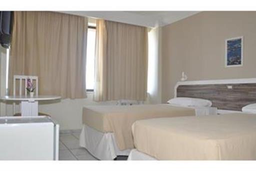 STANDARD DUPLO COM DUAS CAMAS DE SOLTEIRO