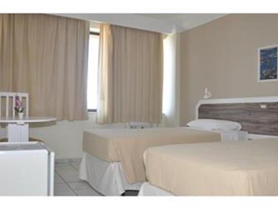 STANDARD DUPLO COM DUAS CAMAS DE SOLTEIRO