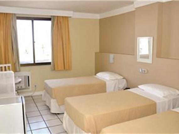 STANDARD TRIPLO COM TRES CAMAS DE SOLTEIRO