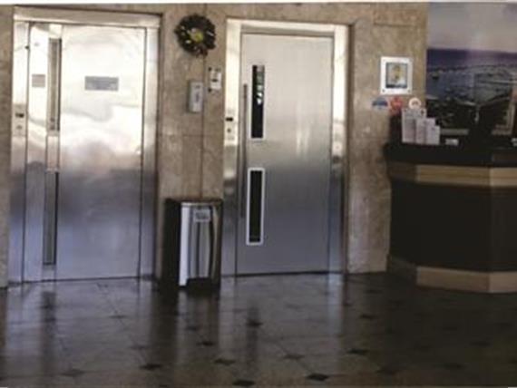 ELEVADORES DO HOTEL