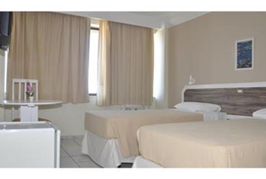 STANDARD DUPLO COM DUAS CAMAS DE SOLTEIRO