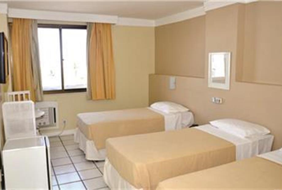 STANDARD TRIPLO COM TRES CAMAS DE SOLTEIRO