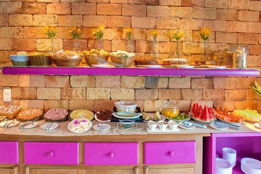 pousada toca da praia Cafe da manha-compressed.jpg