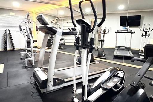 academia hotel del rey 02.jpg