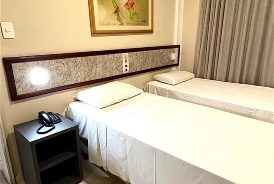 superior twin frente 01.jpg