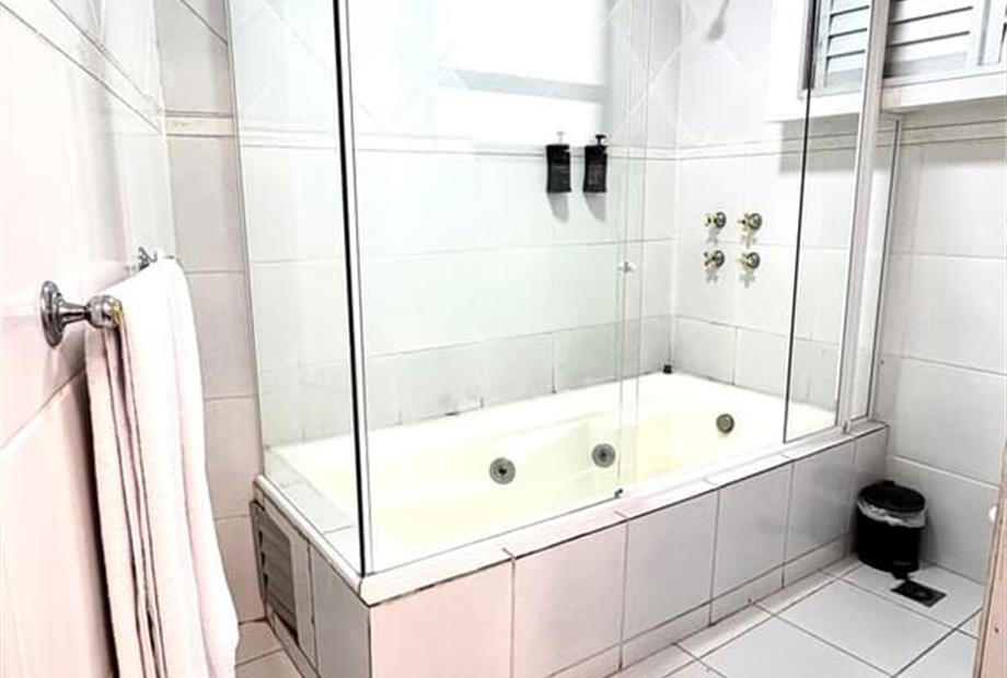 banheiro suite casal 1.jpeg