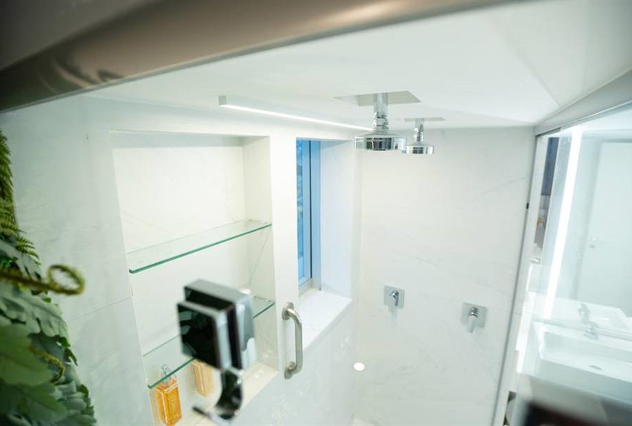 suíte premium chuveiros.jpg