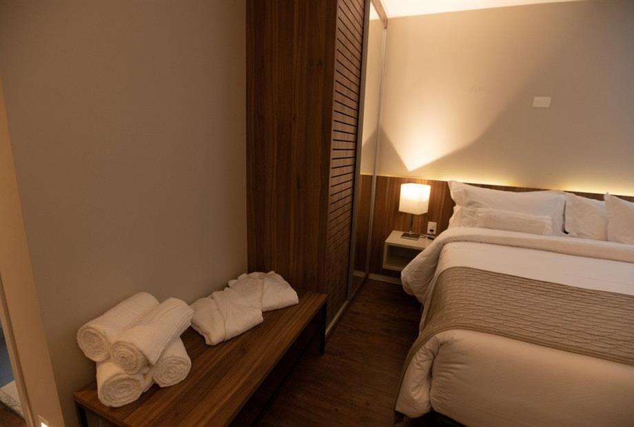 suite executiva kit toalhas e roupoes.jpg