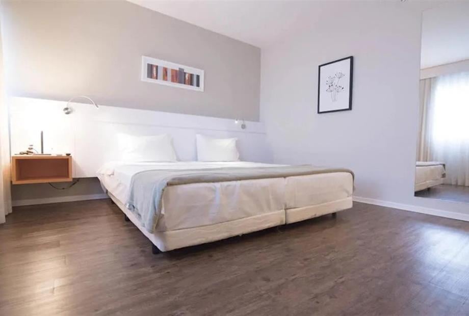 1120x592 (1) (1).jpg