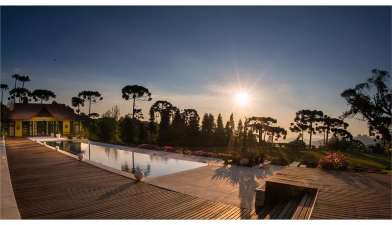 piscina.jpg