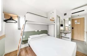 Standard Triplo Casal + Solteiro Suspensa do Slim Hotel São Paulo Frei Caneca