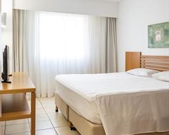 Suíte Junior PCD - (Pessoa com Deficiência) Incluso Hot Park e Parque das Fontes