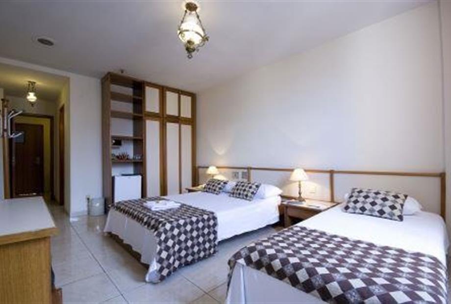 Familia Standard (1).jpg