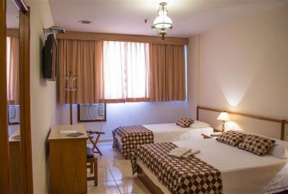 Familia Standard (2).jpg