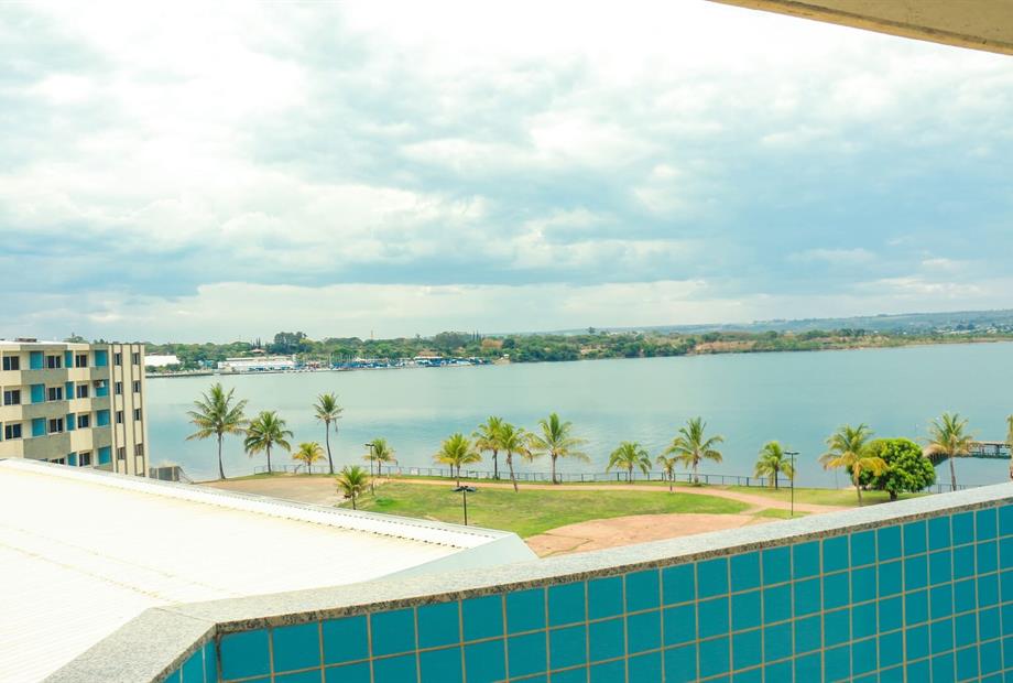 vista sacada para o lago.jpg