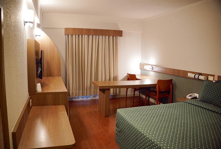 quarto verde lx (2) 50p.jpg