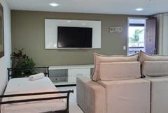 Apartamento com Varanda