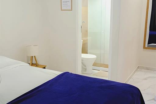 studio 3 - quarto banho closet a.jpg