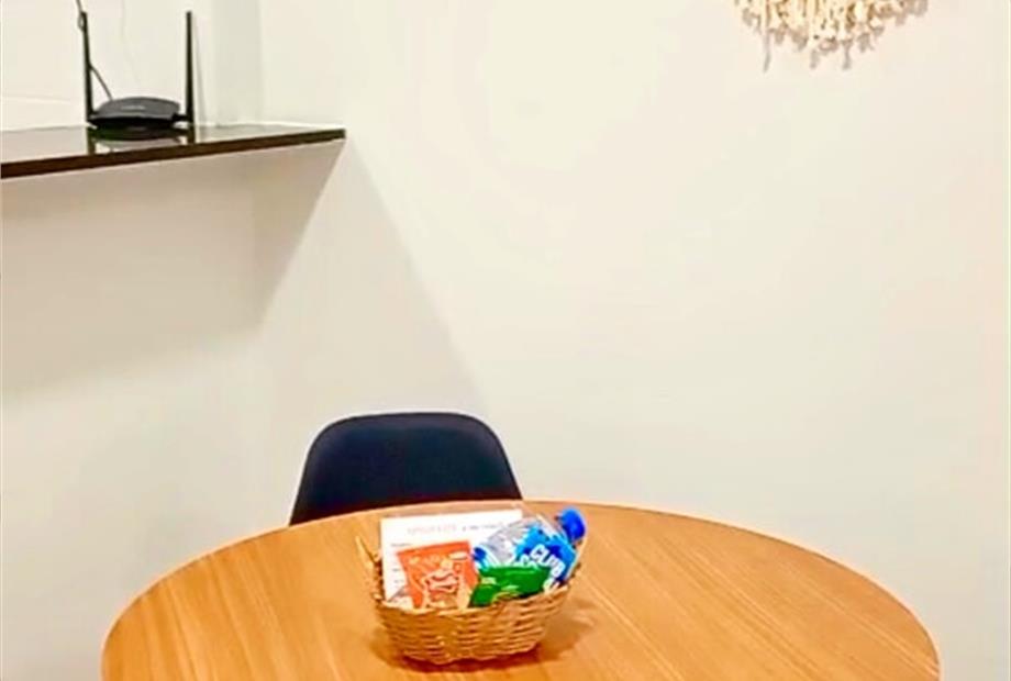 mesa sala queen a.jpg