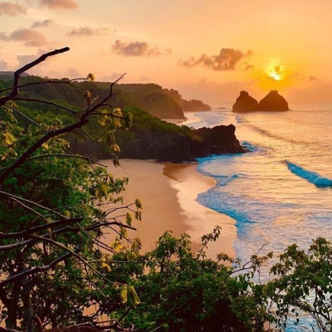por do sol noronha.jpg