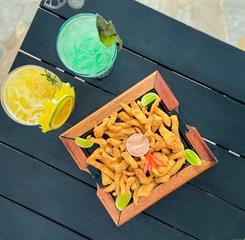 bar piscina (5) editada.jpg