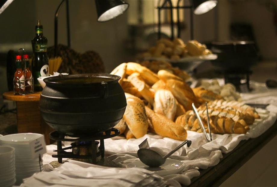 restaurante jantar (4) (1).jpg