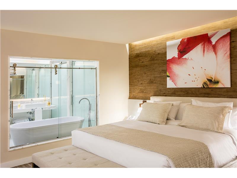 BW Americas 7 - Apartamento 2 Luxo 02.jpg