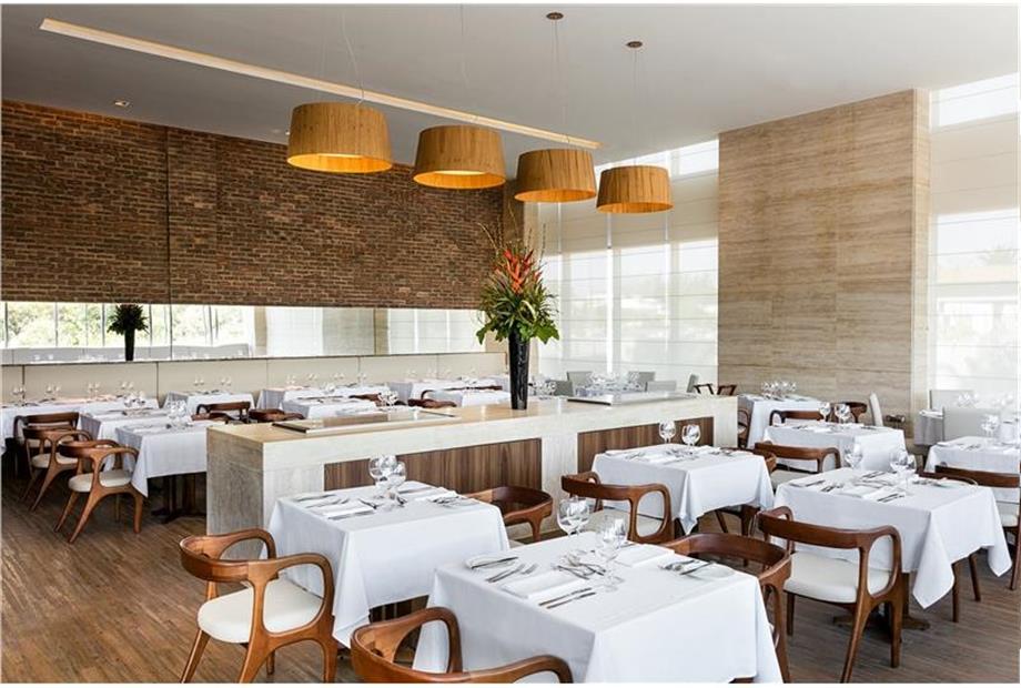 BW Americas 5 - Restaurante 02.jpg